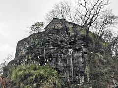 -高荡千年布依古寨旅游景区