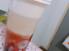 法式奶霜草莓果茶-CoCo都可(文星广场店)