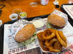 -The Habit Burger Grill 哈比特汉堡(复兴soho店)