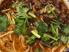 合川正宗红烧羊肉米粉-袁妈红豆汤(重庆总店)