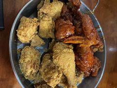 -BHC炸鸡(明洞总店)