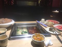 -山城老炮火锅城