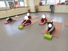 -美育少儿中国舞·钢琴·声乐艺术中心(枫蓝购物中心店)