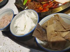 -炙爱鮮貨火锅(中东砂之船店)