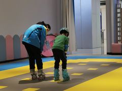 -米高轮滑·自由式轮滑·速桩·滑板(锦辉店)