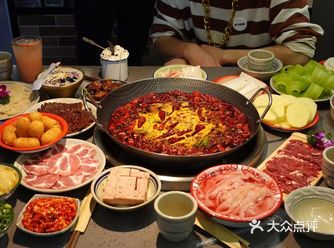 介家龙门火锅忒满足味蕾，敲美味！