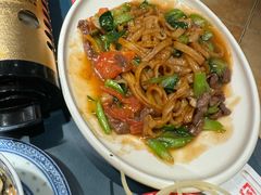 -邹开喜·小海鲜醉鸡煲·潮汕鲜切牛肉店(襄阳北路店)