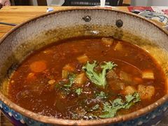 -毛辣果·贵州红酸汤牛肉火锅(西单店)