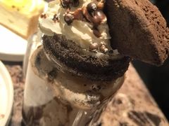 特浓巧克力奶昔-Lets burger非常汉堡·环球风味(蓝色港湾店)