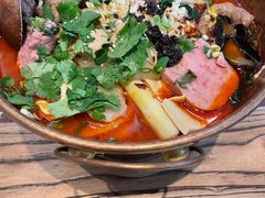 -成都你六姐·牛肉冒菜(上海环宇荟店)