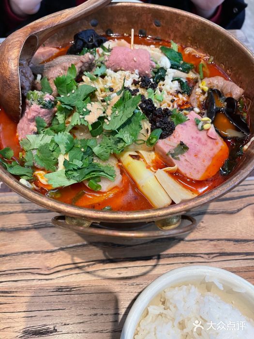 成都你六姐·牛肉冒菜(上海环宇荟店)图片