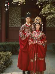 -樱花婚纱摄影