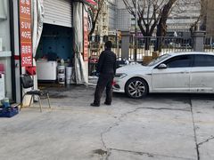 -易捷汽车服务中心(建国路店)