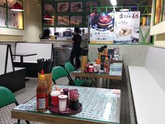 -莅香岛港式餐厅(滨江道店)