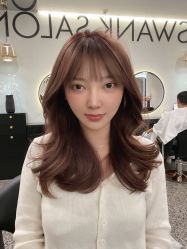 -SWANK SALON