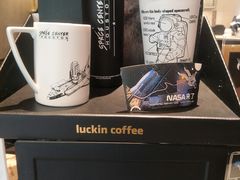 -瑞幸咖啡(盈锋中心店)