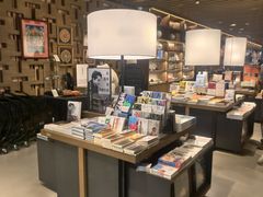 -茑屋书店(天目里店)