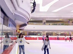 -冠军冰场CHAMPION RINK(环球银泰城店)