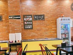 等位区-老啪叽串炒饭(铁百店)