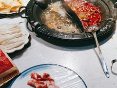 -宽板凳老灶火锅(簋街店)