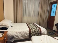 -上海南泉酒店(塘桥地铁站店)