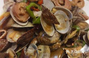 Stir-fried Intestine with Clams