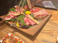 -肉魁屋·烧肉·烧鸟·酒场(高新店)