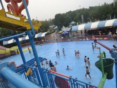 -欢乐水魔方水世界