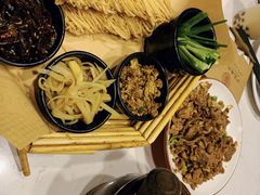 -丁里羊肉小镇(天鹅湖总店)