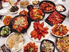 -巴厘龙虾·榜首油焖大虾(音乐学院·沿江酒馆店)