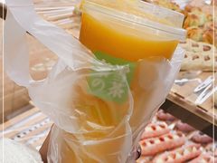 -奈雪的茶(百盛店)