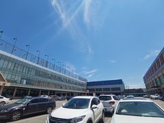 -健龙森俱乐部·游泳·健身·羽毛球综合体育馆