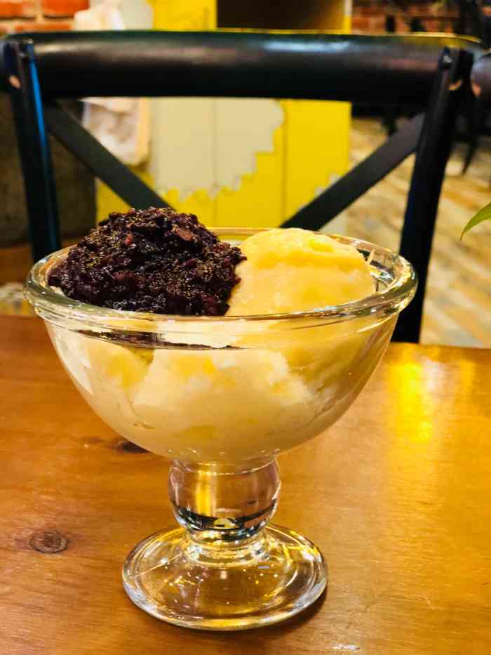 蜜熙榴莲甜品(河西王府井店)-"本来是要去必胜客吃榴莲披萨的,结果卖