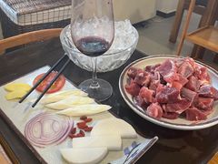 -毛辣果·贵州红酸汤牛肉火锅(西单店)