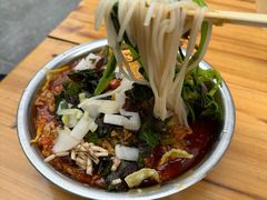 -周良天山牛杂城(天山路总店)
