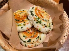 广式葱油饼-南拳十三姨·潮汕砂锅粥(世纪金源店)