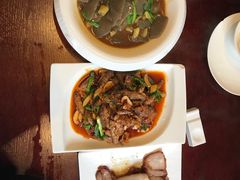 -温汤大酒店餐厅