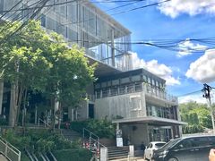 -ROAST coffee & eatery