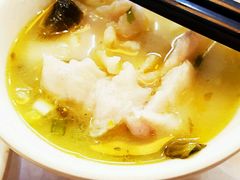 -严记小天府酸菜鱼(西四路店)