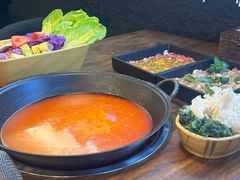 -花菇朵·云山雀 ll 野生菌锅·野果酸汤·精品滇菜(万柳店)