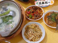 -天乐农家鱼头王(天目湖店)