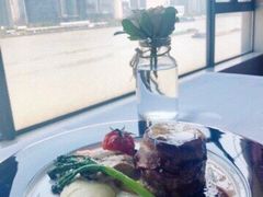 香煎新西兰牛排-Kathleen's Waitan 凯圣琳江景西餐厅(外滩店)