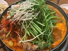 -喇喇排骨火锅·传统韩式脊骨汤(望京西园总店)