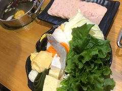 -呷哺呷哺(万达新世界店)