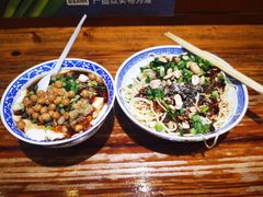 -阿坤传统手工小吃(杨家坪店)