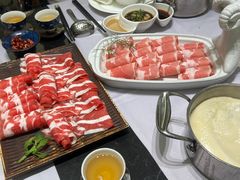 -红鼎豆捞·非遗鲍皇汤火锅(宝丰路店)