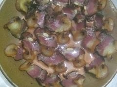 蒸腊肉-古城苗家土菜馆(河景餐厅店)