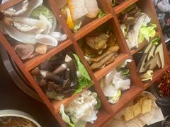 -芸鲜季·云南野生菌餐厅· 云南风物味研社(闵行店)