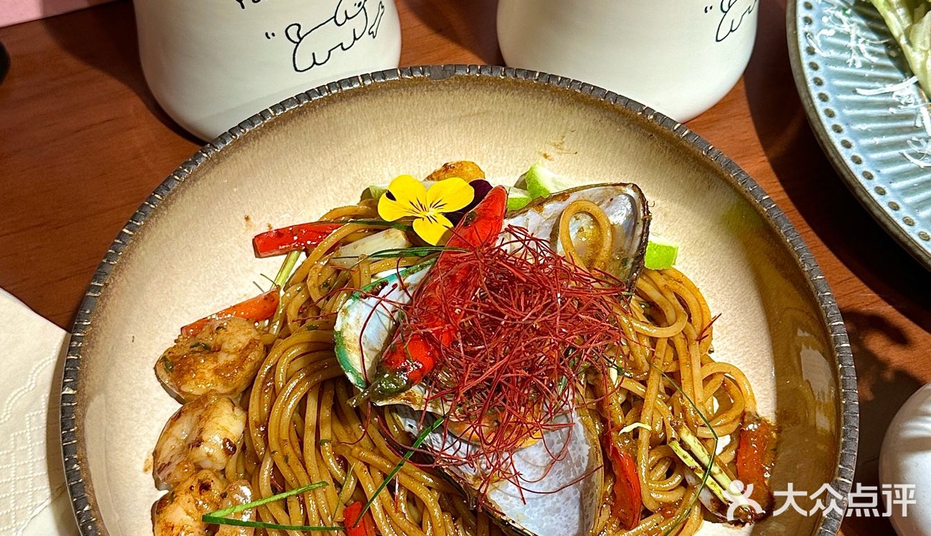 中山这家西餐果然是懂圣诞的！🥹好好吃！！