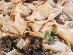 -壹阁胡羊焖饼(特色小吃街店)